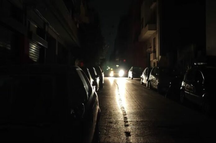 blackout_athina-768x510.jpg