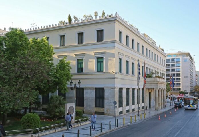 dimos-athinaion-768x526.jpg