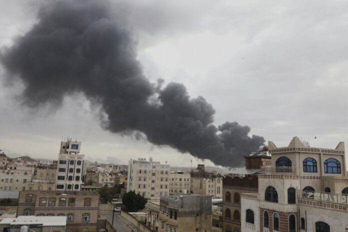 israil_epithesi_yemeni_aerodromio_sanaa-768x512.jpg