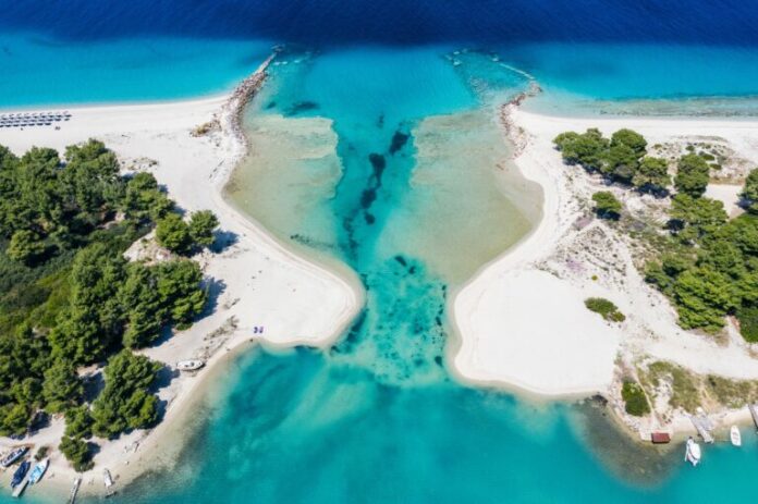 paralia-768x511.jpg