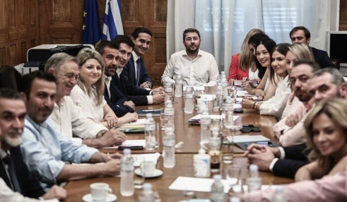 pasok_koinovouleftiki_omada-768x448.jpg