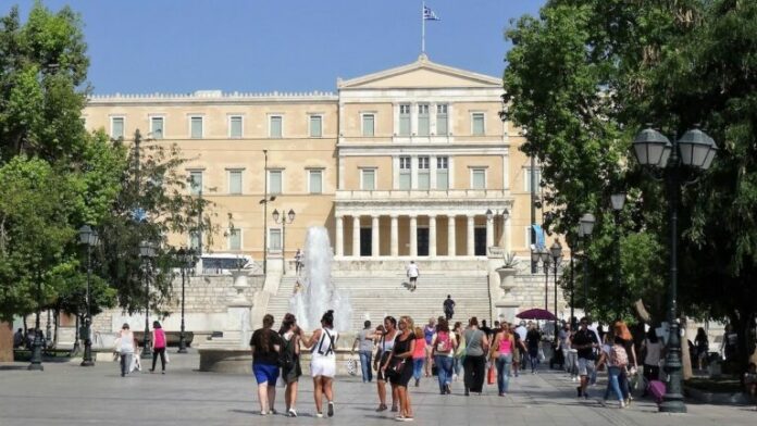 plateia_syntagmatos-768x432.jpg