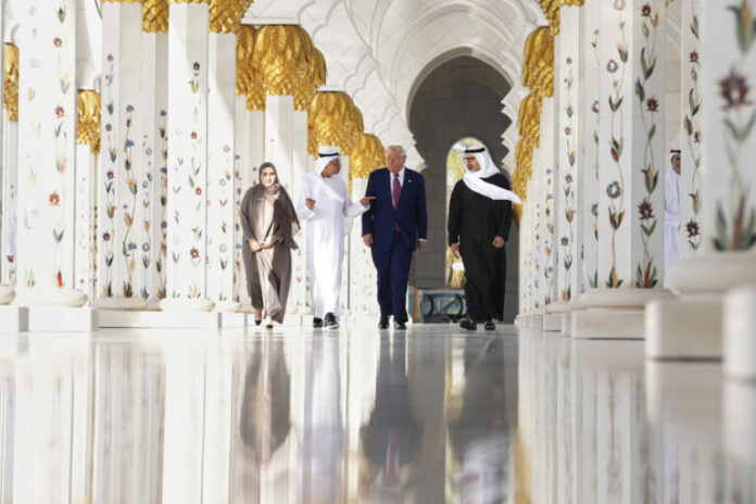 trump-abu-dhabi-768x512.jpg
