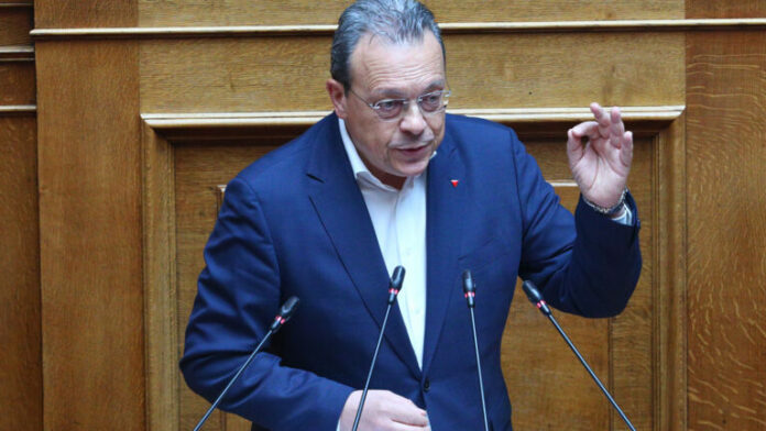 famellos-768x432.jpg