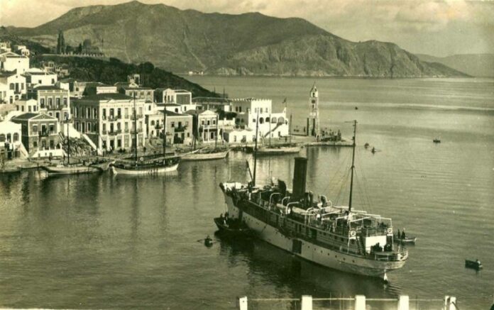 i-thalasses-mas-xorisan-lexou-kakouris-768x482.jpg