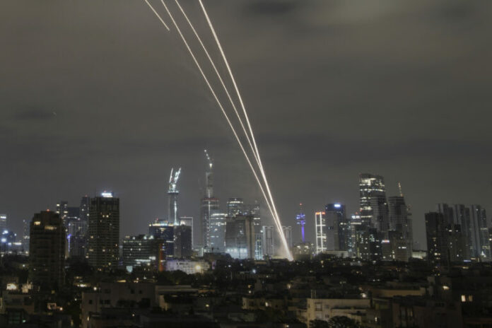 iran-epithesi-st-israil-768x512.jpg