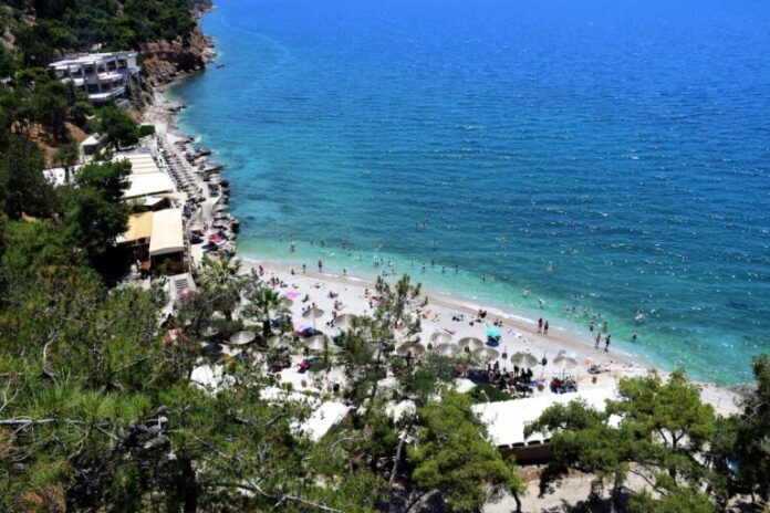 kairos_kalokairi_paralia-768x512.jpg