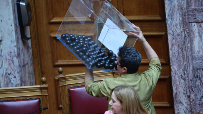 kalpes-voyli-768x432.jpg