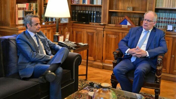 kyriakos-mitsotakis-konstantinos-tasoylas-768x432.jpg