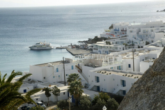 mykonos3-1-768x512.jpg