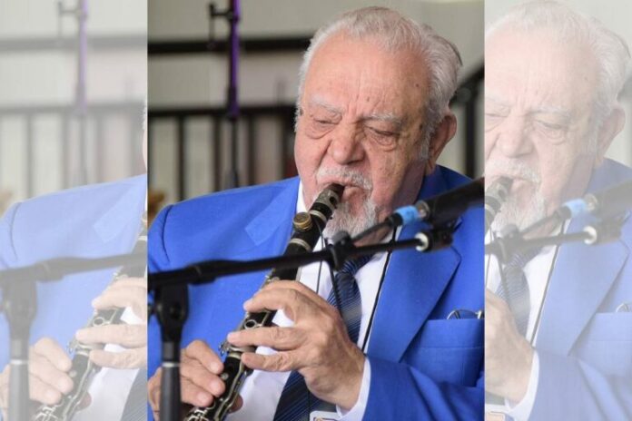 petroloukas-xalkias-768x512.jpg