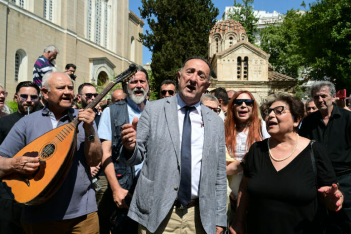 petroukas-halkias-teleytaio-antio-768x512.jpg
