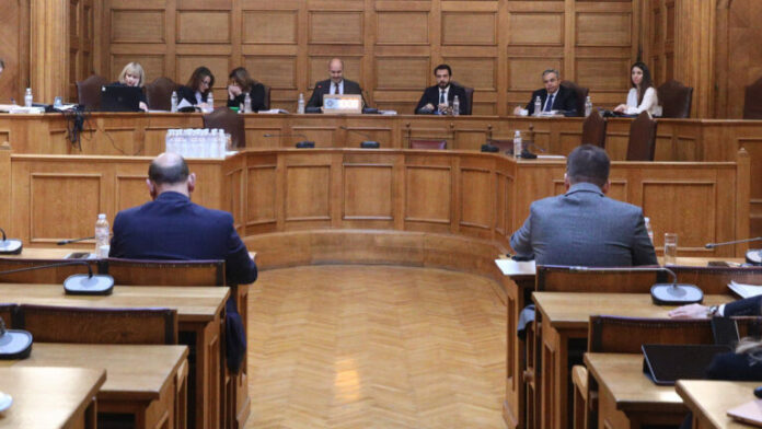 EXETASTIKI-768x432.jpg