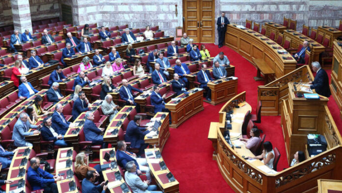 VOULI-6-768x432.jpg