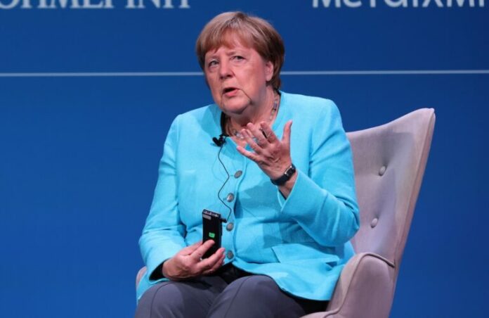 angela_merkel_09-768x499.jpg