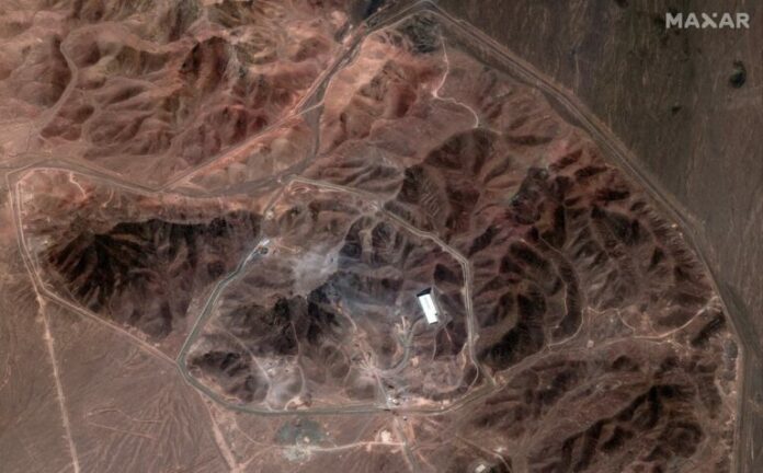 iran_pyrinikos_stathmos_fordow_03-768x477.jpg