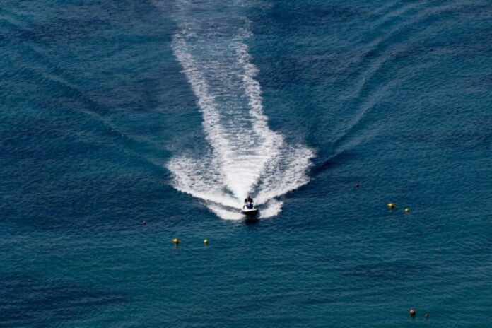 jet-ski-768x512.jpg