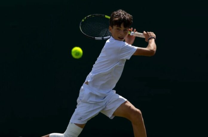rafail_pagonis_tennis-768x507.jpeg