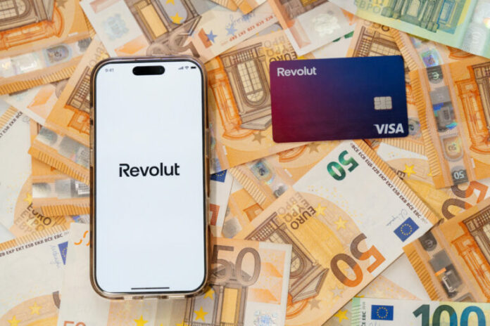 revolut-768x512.jpg