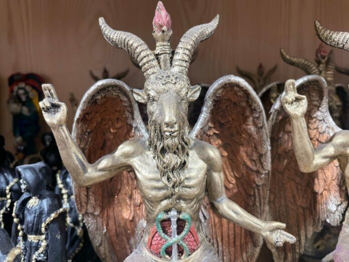 satanismos-768x576.jpg