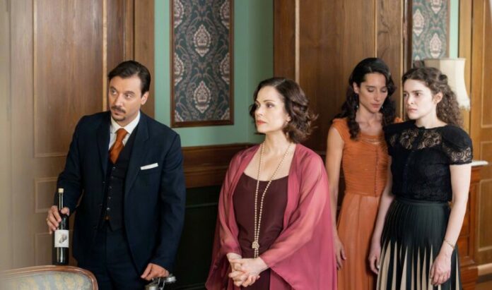 Grand-Hotel-backstage-768x454.jpg