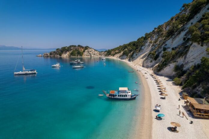 ithaki-768x511.jpg