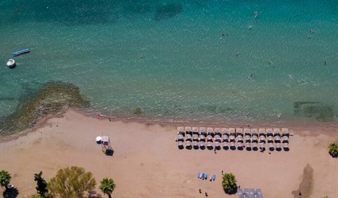 kairos_paralia_thalassa_kalokairi-768x450.jpg