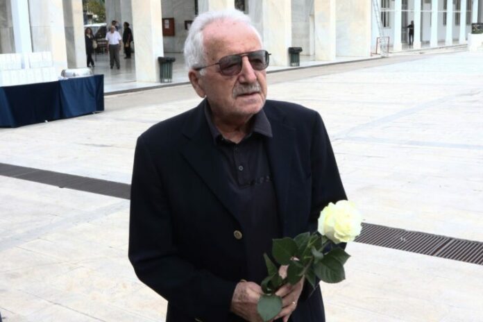 kostas_geitonas-768x512.jpg