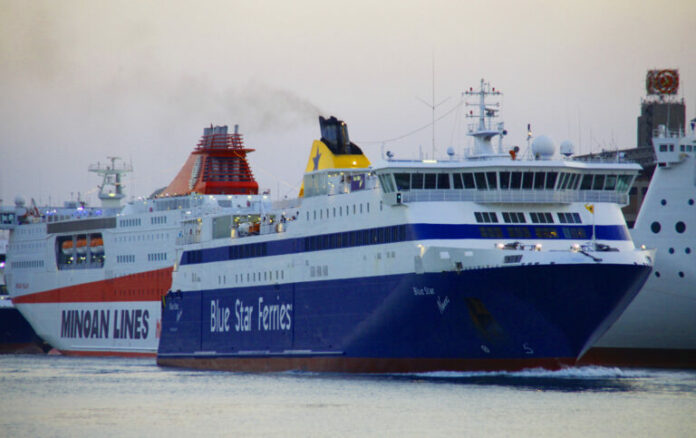 limani-peiraia2-768x483.jpg