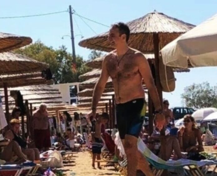 mitsotakis-paralia-768x623.jpg
