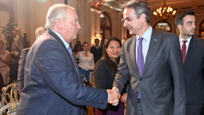 KOSTAS-KARAMANLIS-KYRIAKOS-MITSOTAKIS-768x432.jpg