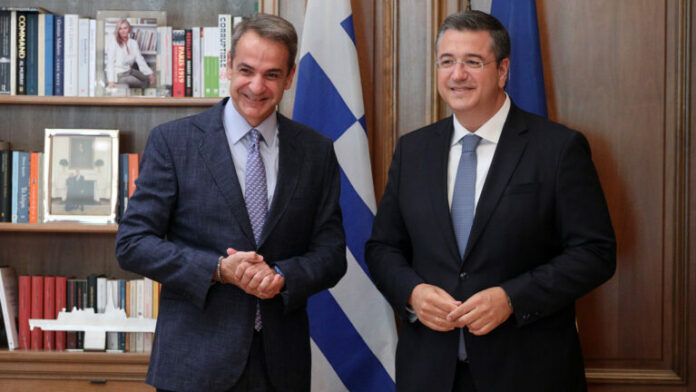 kyriakos-mitsotakis-apostolos-tzitzikostas-768x432.jpg