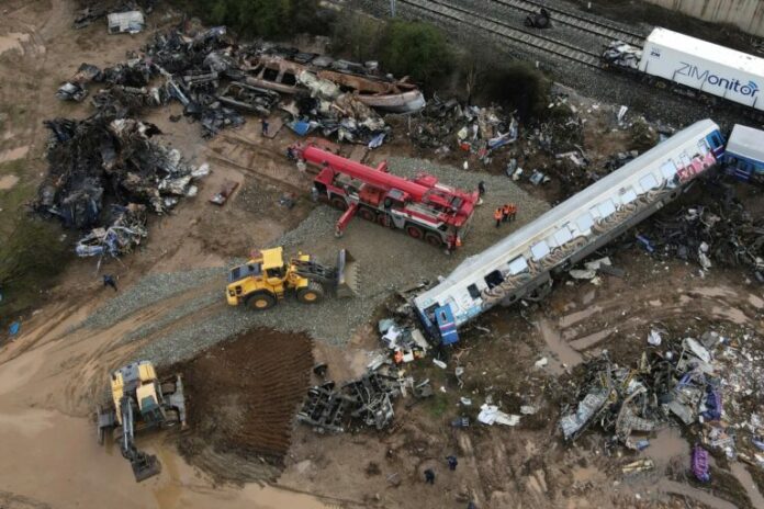 train_crash-768x512.jpg