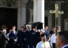 Η συγκινητική κηδεία του Διονύση Σαββόπουλου στη Μητρόπολη Αθηνών