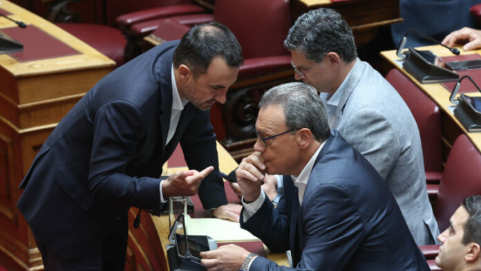 ALEXIS-CHARITSIS-SOKRATIS-FAMELLOS-768x432.jpg
