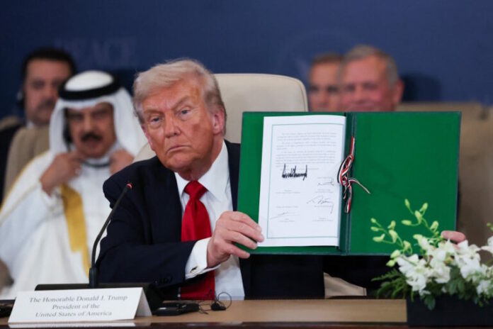 donald_trump_symfonia_gaza-768x512.jpg