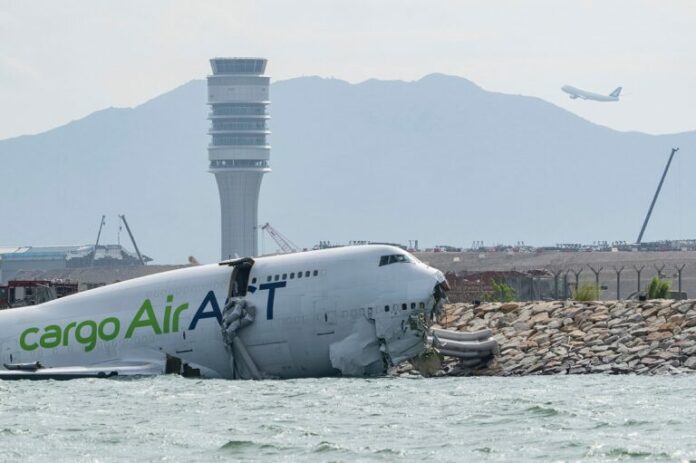 hong-Hong-Kong-Airport-768x511.jpg