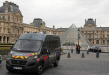 Πώς οι ληστές του Λούβρου προσπάθησαν να πουλήσουν τα κλεμμένα