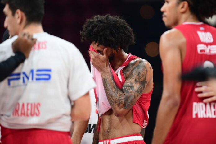 olympiakos-efes-768x511.jpg
