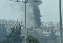 Φωτιά σε διαμέρισμα στη Θεσσαλονίκη – Στη μάχη οι πυροσβέστες