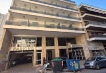 Εικόνες ντροπής σε γηροκομείο στην Κυψέλη – Άθλιες συνθήκες, αβοήθητοι για ώρες οι ηλικιωμένοι