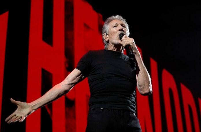 Roger-Waters-768x505.jpg