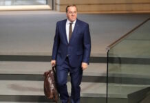 Προειδοποίηση Πιστόριους για πιθανή ρωσική επίθεση σε κράτος του ΝΑΤΟ