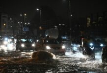 Ολονύχτια πολιορκία από την κακοκαιρία Byron – Πού θα «χτυπήσει» τις επόμενες ώρες