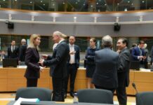 Σύνοδος Κορυφής ΕΕ: Συμφώνησαν σε όλα, εκκρεμεί το δάνειο στην Ουκρανία