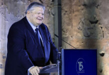 Ο Βενιζέλος ενόχλησε το Μαξίμου