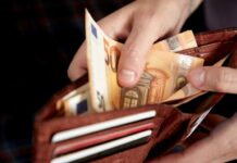 Διπλή ρύθμιση ανάσα για χρεωμένα νοικοκυριά και επαγγελματίες – Όλες οι αλλαγές