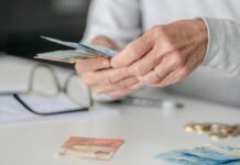 Διαδοχική ασφάλιση: Δυο διατάξεις για ευνοϊκότερα όρια συνταξιοδότησης