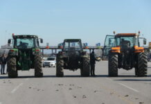 Μπλόκα αγροτών: Επιπλέον 1,5 ώρα από Αθήνα για Θεσσαλονίκη – Οι κλειστοί δρόμοι και οι παρακάμψεις