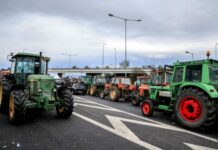 Οι αγρότες στον δρόμο της όξυνσης, χωρίς πυξίδα η κυβέρνηση για τα μπλόκα